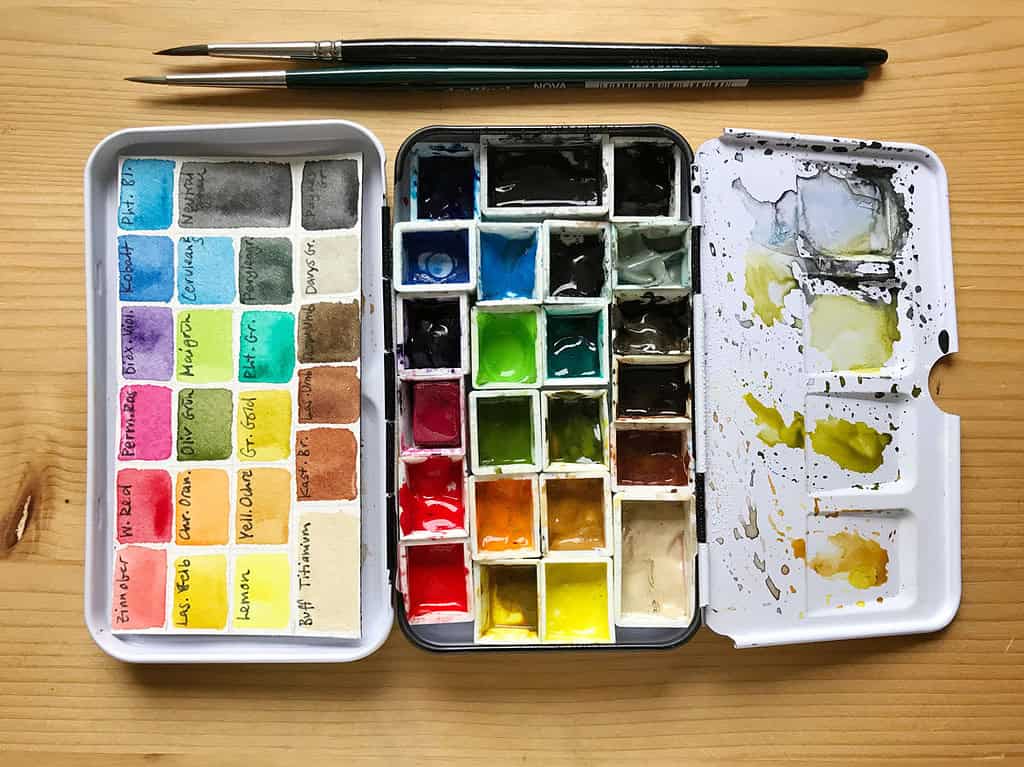 Filling Half Pans with QoR Watercolor